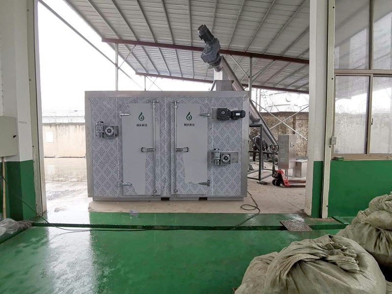 安徽富光實業(yè)污泥低溫干化機(jī)應(yīng)用2